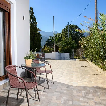 Ξενοδοχείο με διαμερίσματα Aspa's House 3*